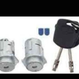 FORD FIGO DOOR LOCK SET