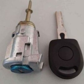 VW POLO VIVO/6/9N/CADDY DOOR LOCK AND KEY